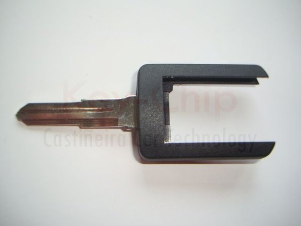 Opel Schlüsselkopf mit Schlüsselrohling links
